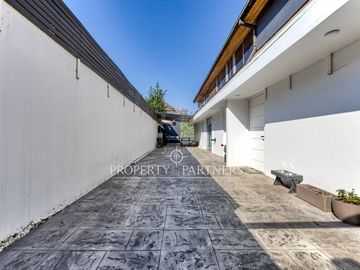 Casa Familiar remodelada con excelente conectividad.