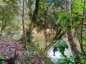 Parcela con acceso a río y Casa en construcción Ñancul Panguipulli