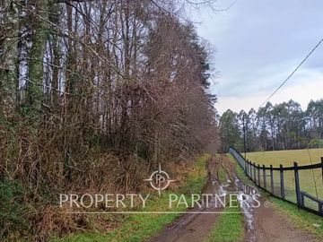 Parcela con acceso a río y Casa en construcción Ñancul Panguipulli
