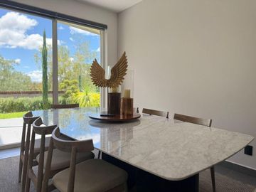Venta y Renta Casa en Altozano Querétaro