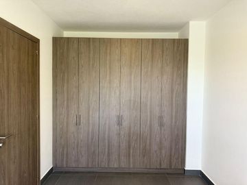 Venta y Renta Casa en Altozano Querétaro
