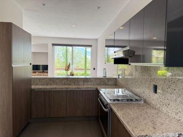 Venta y Renta Casa en Altozano Querétaro