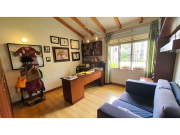 CASA EN VENTA EN SANTA TERESITA DE DOS PLANTAS