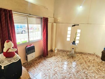 Casa  en Venta Ciudadela / 3 de Febrero (A141 4114)