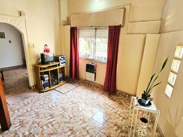 Casa  en Venta Ciudadela / 3 de Febrero (A141 4114)