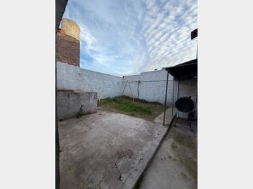 Casa  en Venta El Palomar / Moron (B134 461)