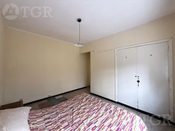 Venta Casa de 4 ambientes con quincho y piscina en Adrogue