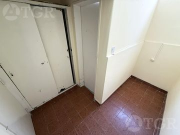 Venta Casa de 4 ambientes con quincho y piscina en Adrogue