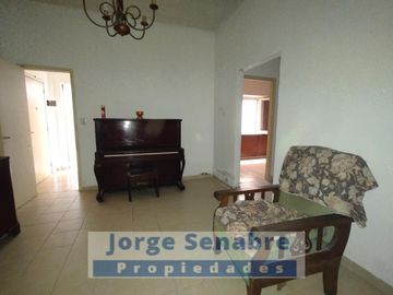 Departamento 3 ambientes 2 patios propios