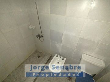 Departamento 3 ambientes 2 patios propios