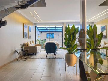 Casa de venta en el sector exclusivo de la Viña - Tumbaco