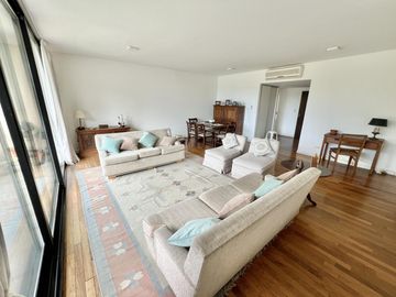 Esectacular departamento en alquiler en Barrio Los Robles