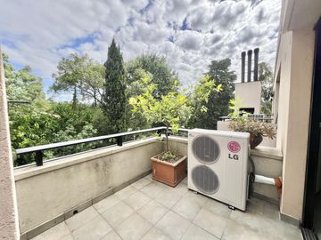 Esectacular departamento en alquiler en Barrio Los Robles