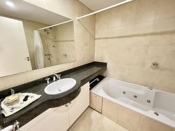 Esectacular departamento en alquiler en Barrio Los Robles