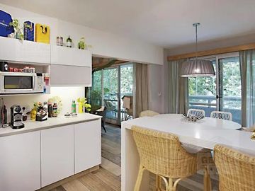 4 Ambientes con Amenities y 2 Cocheras fijas cubiertas en Caballito