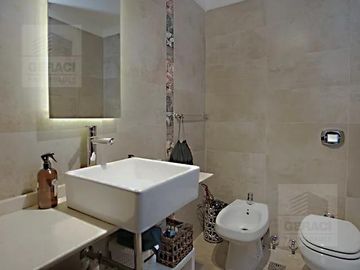 4 Ambientes con Amenities y 2 Cocheras fijas cubiertas en Caballito
