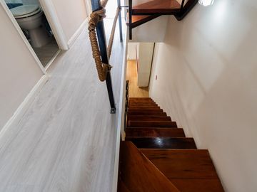 Casa de 5 ambientes en venta Barrio El Mirador Hurlingham triplex con patio