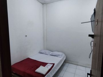 Kantor dengan Hotel/Kost Dekat kampus Binus Anggrek Kemanggisan