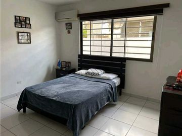 VENTA CASA EN PARQUE LEFEVRE PRECIO DE OPORTUNIDAD 448M2 TERRENO JP