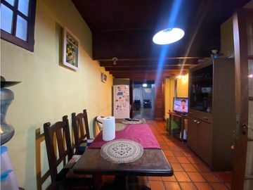 Casa  4 Ambientes Castelar Norte