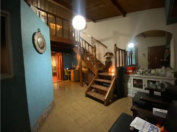 Casa  4 Ambientes Castelar Norte