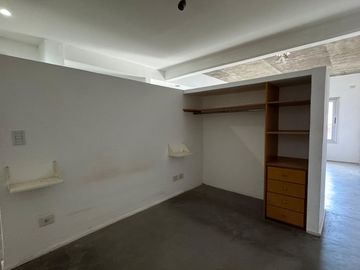 VENTA DEPARTAMENTO MONOAMBIENTE  SAN ISIDRO