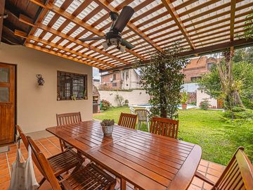 CASA VENTA SAN ISIDRO JARDIN PILETA APTO CREDITO