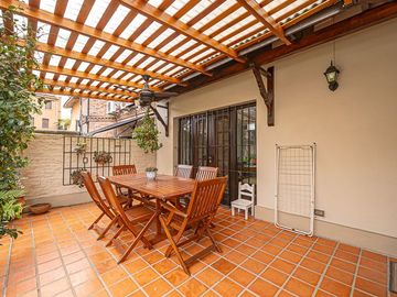 CASA VENTA SAN ISIDRO JARDIN PILETA APTO CREDITO