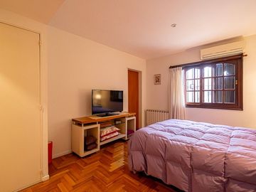 CASA VENTA SAN ISIDRO JARDIN PILETA APTO CREDITO