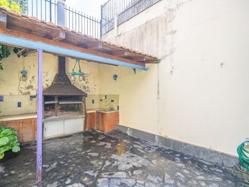 Venta Casa Colegiales Jardín Parrilla Terraza Coch