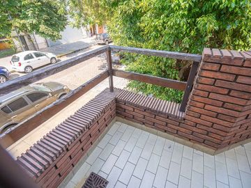 Venta Casa Colegiales Jardín Parrilla Terraza Coch