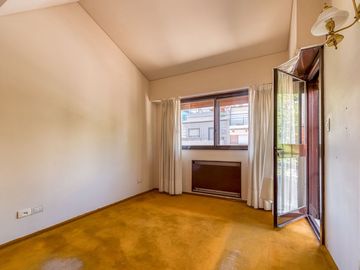 Venta Casa Colegiales Jardín Parrilla Terraza Coch