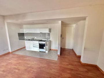 Venta departamento 2 ambientes con balcon!