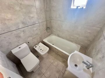 Venta departamento 2 ambientes con balcon!