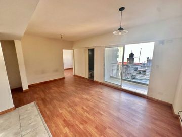 Venta departamento 2 ambientes con balcon!