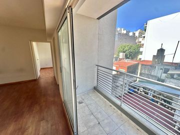 Venta departamento 2 ambientes con balcon!