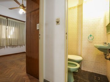 Semipiso, Caballito, 4 Ambientes en Puan y Valle.