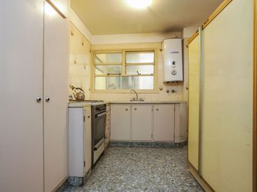 Semipiso, Caballito, 4 Ambientes en Puan y Valle.