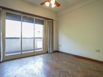 Semipiso, Caballito, 4 Ambientes en Puan y Valle.