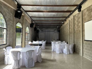 Quinta Salon de Fiestas - Venta Castillo