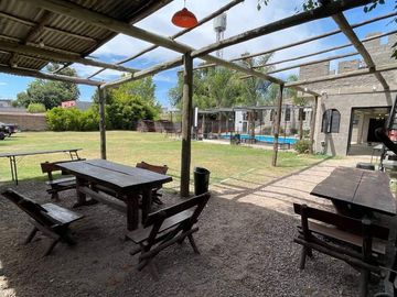Quinta Salon de Fiestas - Venta Castillo