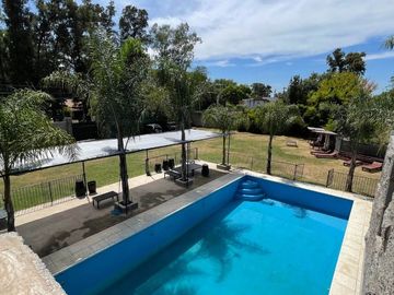 Quinta Salon de Fiestas - Venta Castillo