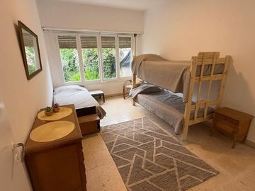 Venta Casa 4 ambientes Miramar