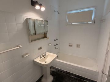 Venta Casa 4 ambientes Miramar