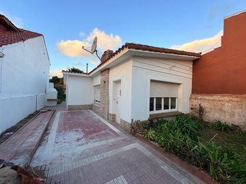 Venta Casa 4 ambientes Miramar