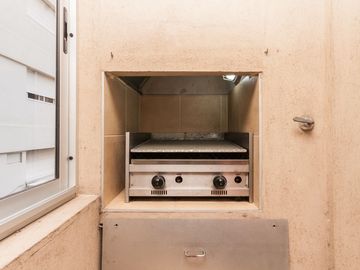 SEMI PISO 3  AMB. EN LANUSITA C/COCHERA BAULERA