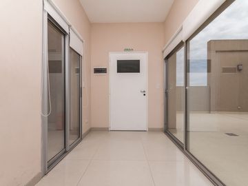 SEMI PISO 3  AMB. EN LANUSITA C/COCHERA BAULERA