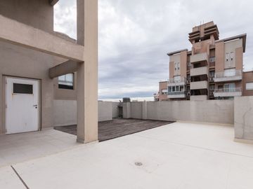 SEMI PISO 3  AMB. EN LANUSITA C/COCHERA BAULERA