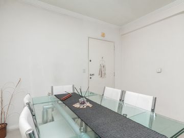 SEMI PISO 3  AMB. EN LANUSITA C/COCHERA BAULERA
