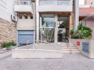 SEMI PISO 3  AMB. EN LANUSITA C/COCHERA BAULERA